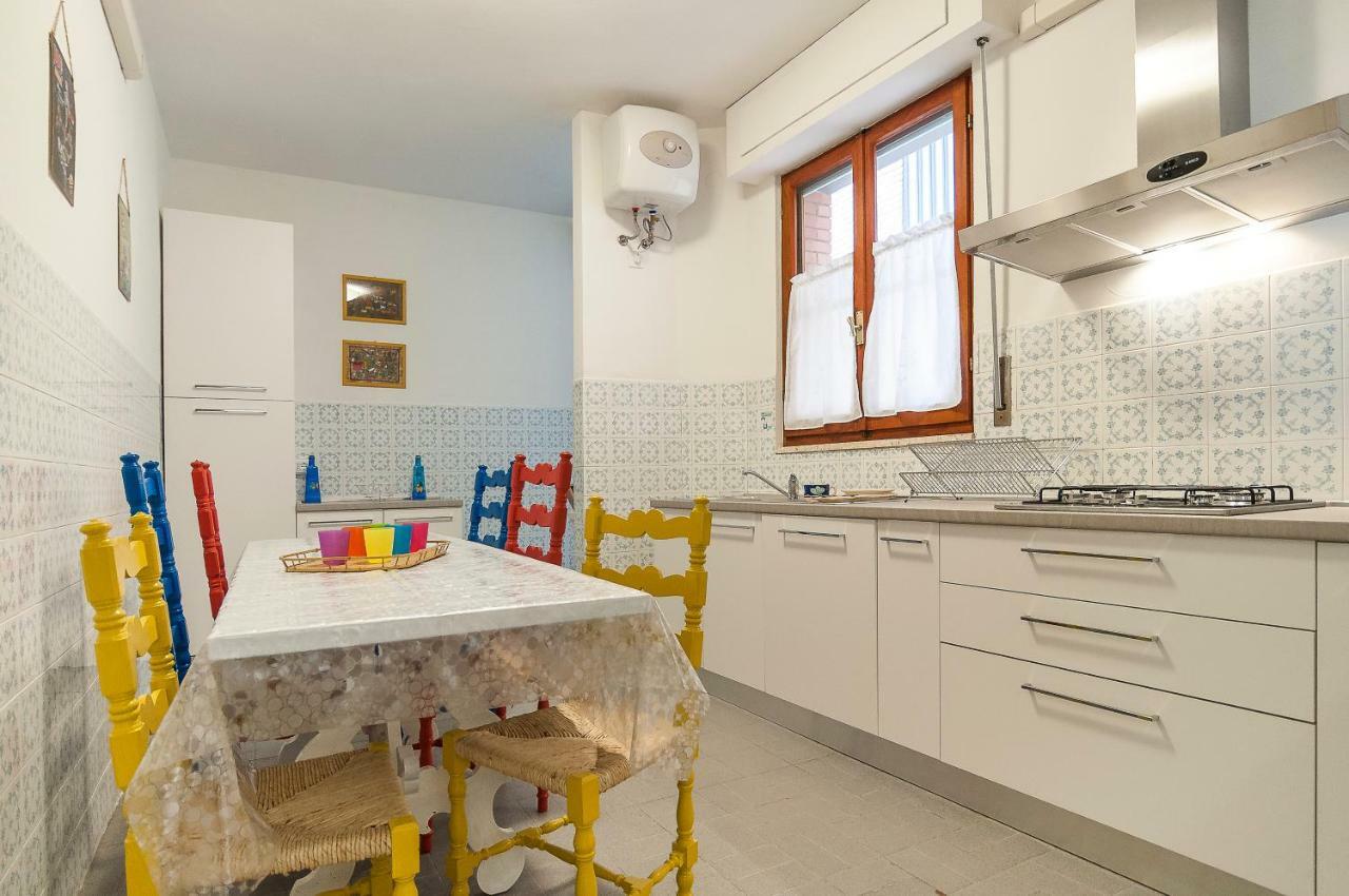 Casa Vacanza Flora Apartment Sperlonga Exterior photo